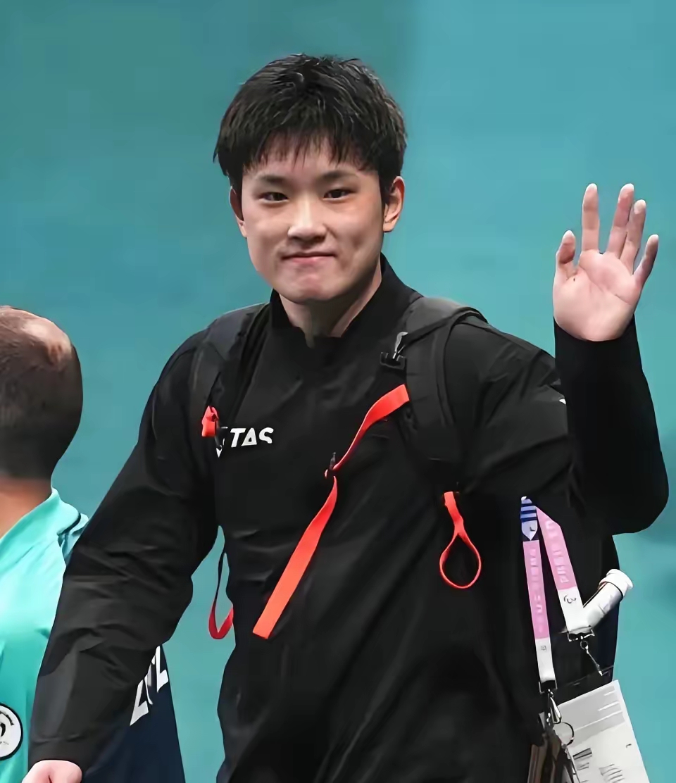 开云体育-法国乒乓球队横扫英国乒乓球队，张本智和绝境逆转