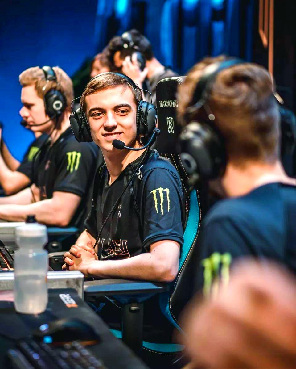 EDG强势FNC，369爆发神勇的简单介绍