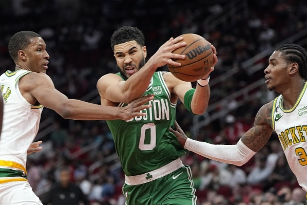 开云体育平台APP-关于FLY爆冷G2，Deft送出助攻的信息