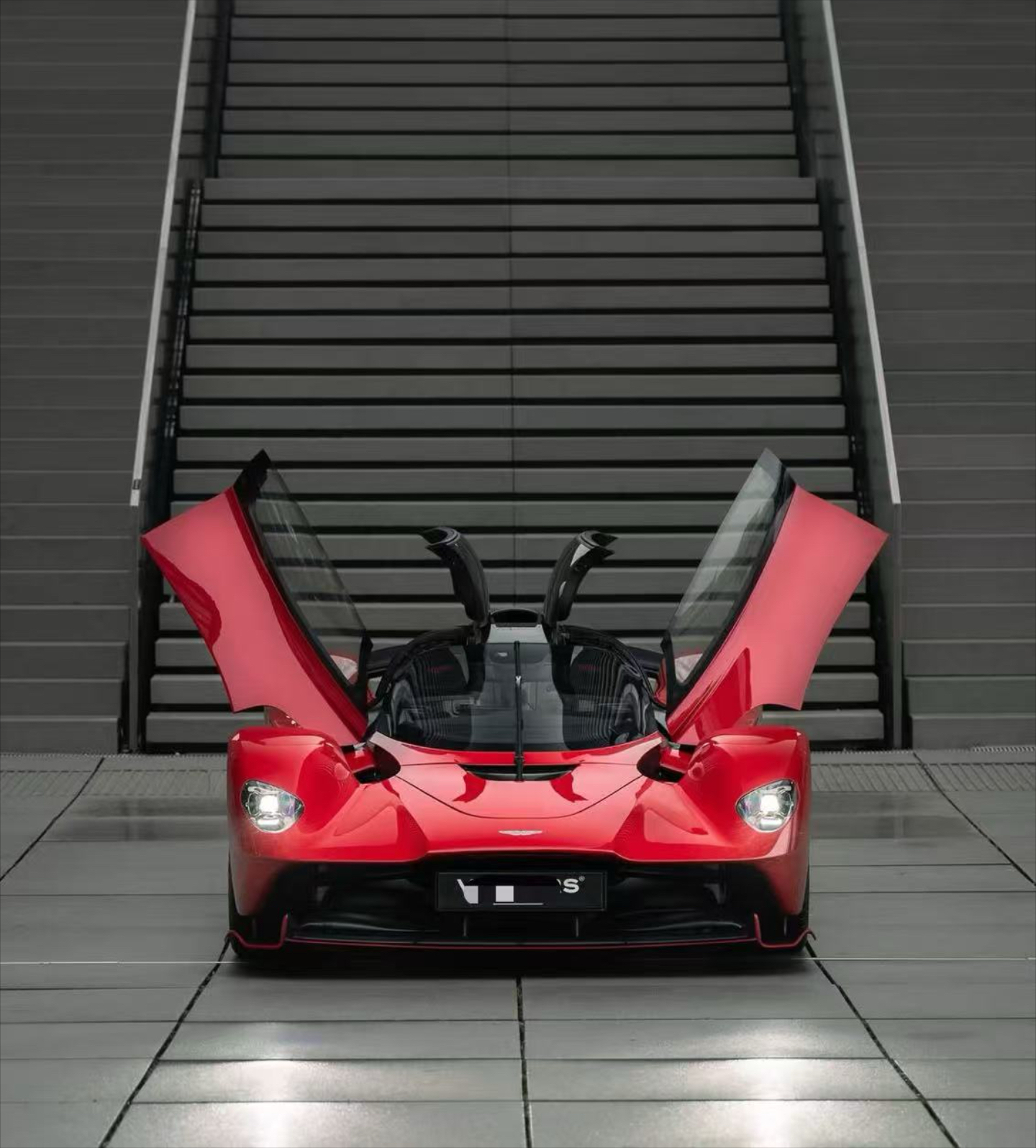 开云体育-法拉利横扫阿斯顿马丁，佩雷兹状态火热的简单介绍