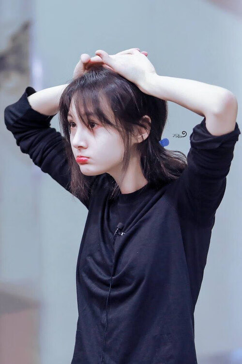 当东方巨龙遇见费城之翼，文班亚马在两种篮球文明交汇处的惊天逆转