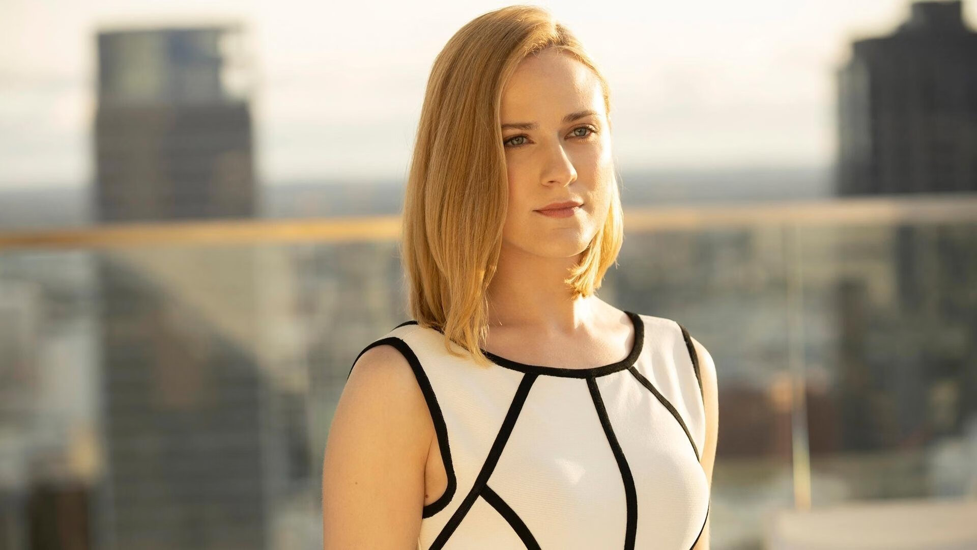 铁幕与尖刀，皇家社会的战术铁笼如何让洪都拉斯窒息，孔德西决生死战中一剑封喉